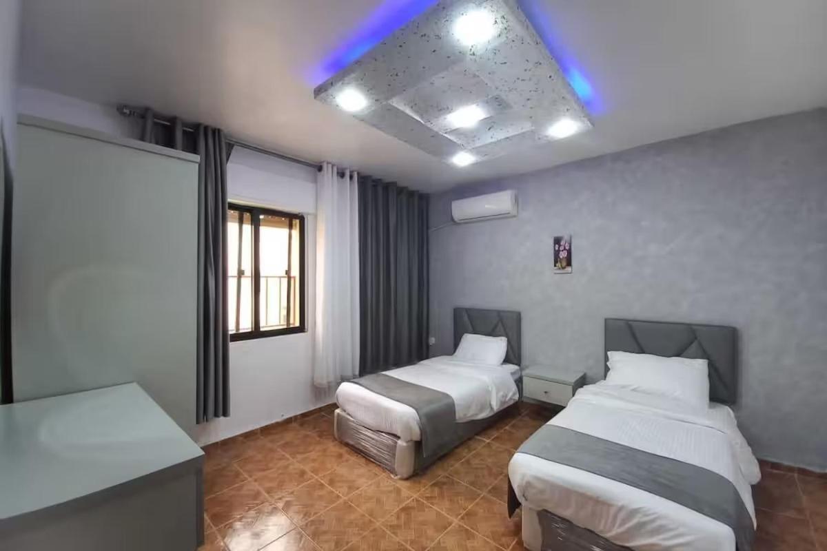 Al-Nujoom Hotel Suites Αμμάν Εξωτερικό φωτογραφία