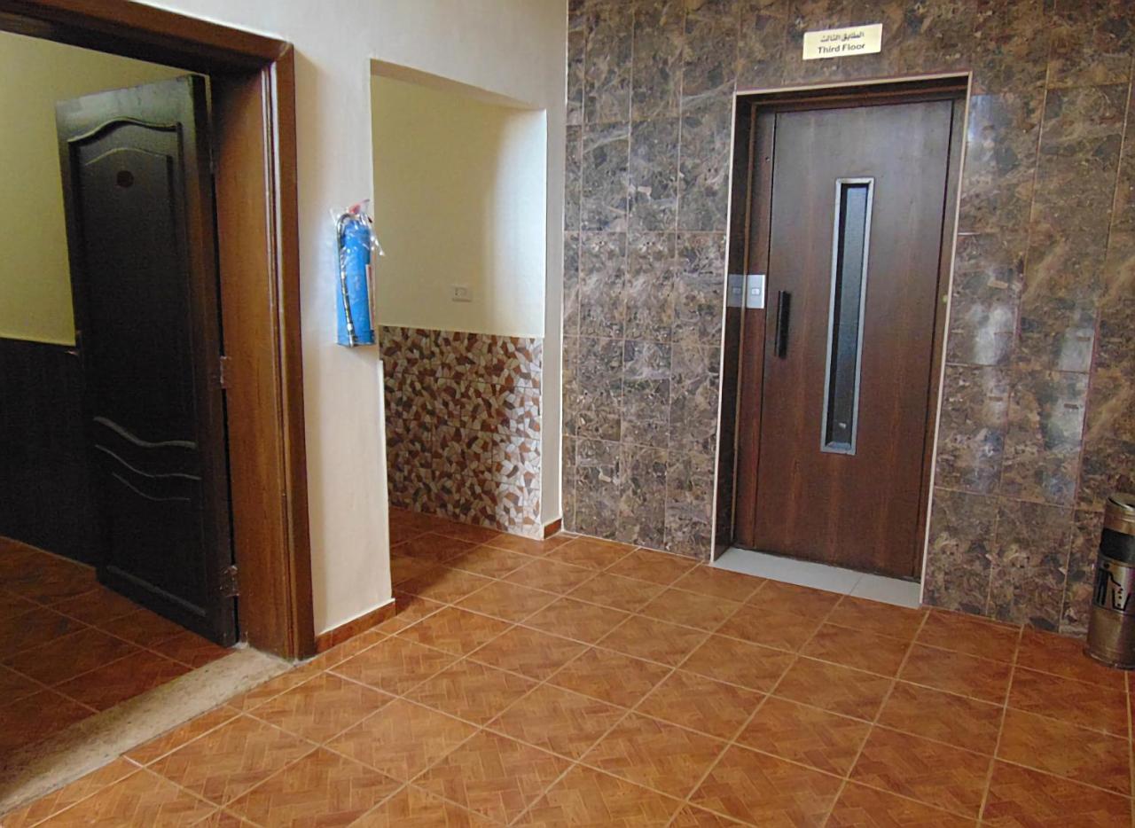 Al-Nujoom Hotel Suites Αμμάν Εξωτερικό φωτογραφία