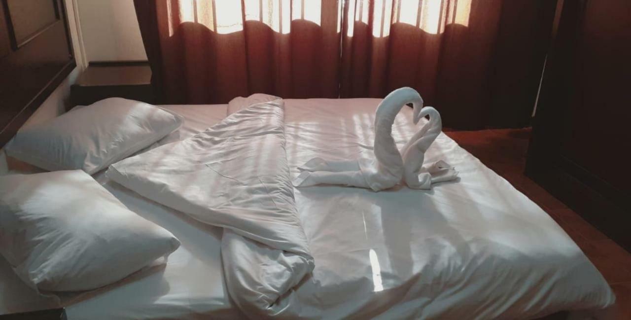 Al-Nujoom Hotel Suites Αμμάν Εξωτερικό φωτογραφία